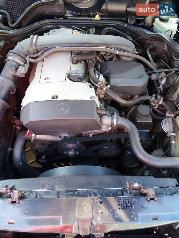 Седан Mercedes-Benz E-Class 1999 в Лубнах