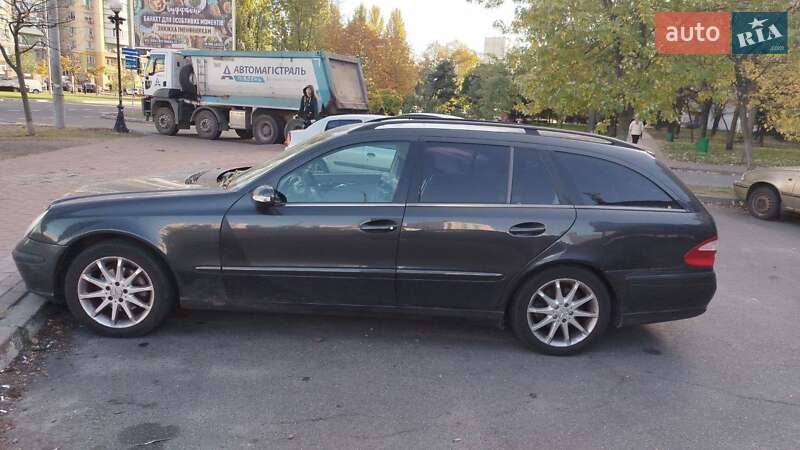 Універсал Mercedes-Benz E-Class 2003 в 