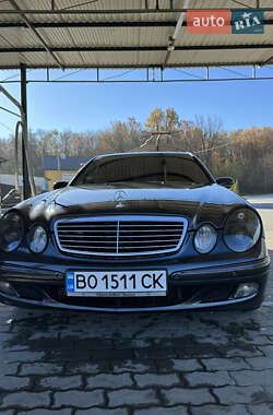 Седан Mercedes-Benz E-Class 2002 в Гусятині