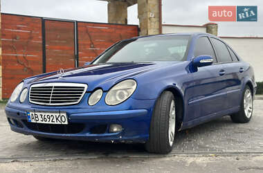 Седан Mercedes-Benz E-Class 2004 в Виннице