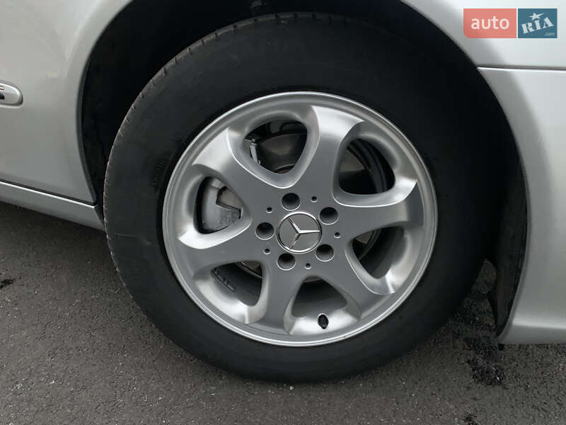 Універсал Mercedes-Benz E-Class 2004 в Вінниці