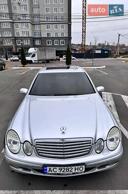 Седан Mercedes-Benz E-Class 2004 в Ірпені