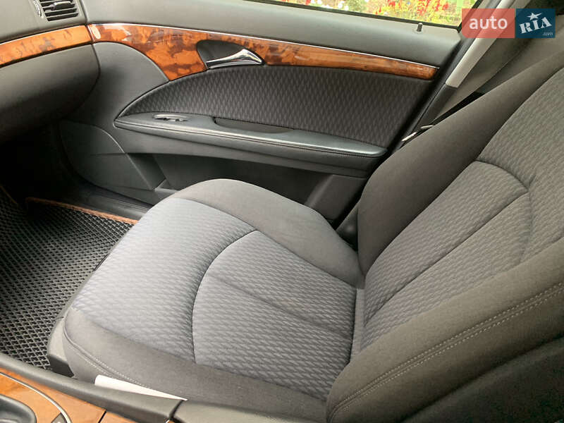 Універсал Mercedes-Benz E-Class 2004 в Вінниці