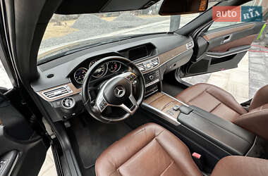 Седан Mercedes-Benz E-Class 2015 в 