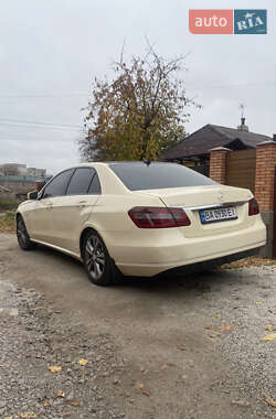 Седан Mercedes-Benz E-Class 2012 в Кропивницком