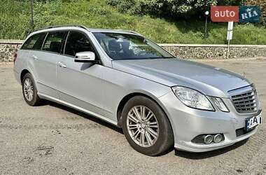 Универсал Mercedes-Benz E-Class 2011 в 