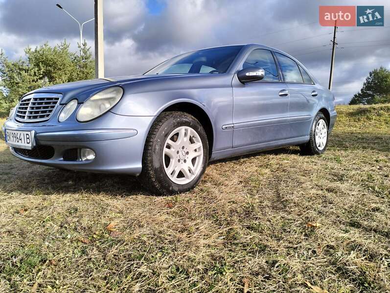 Седан Mercedes-Benz E-Class 2003 в Рівному