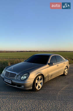 Седан Mercedes-Benz E-Class 2004 в Пустомытах