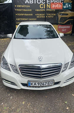 Седан Mercedes-Benz E-Class 2011 в Киеве