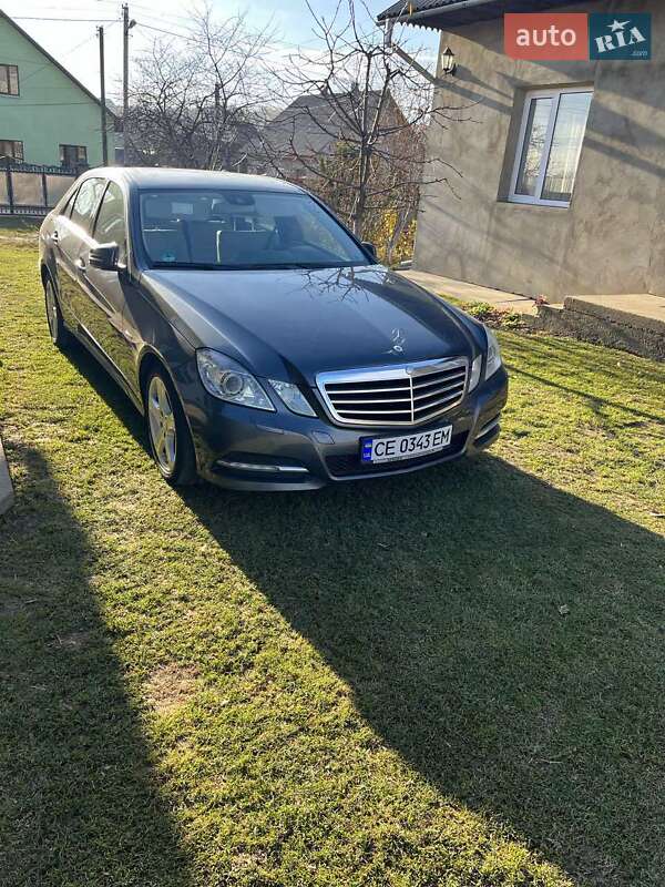 Mercedes-Benz E-Class 2010