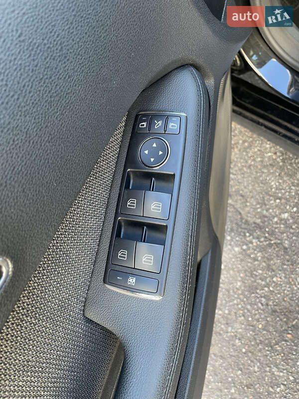 Седан Mercedes-Benz E-Class 2009 в Житомире
