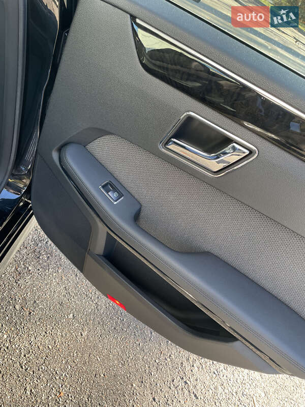 Седан Mercedes-Benz E-Class 2009 в Житомире