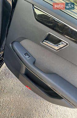 Седан Mercedes-Benz E-Class 2009 в 