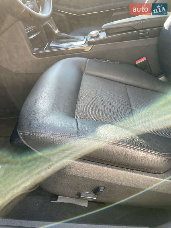 Седан Mercedes-Benz E-Class 2009 в Житомире