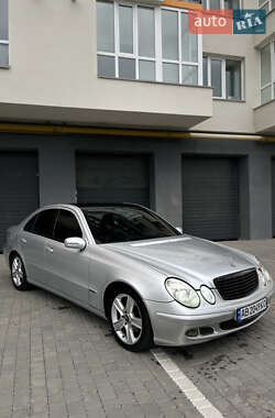 Седан Mercedes-Benz E-Class 2002 в Виннице