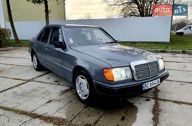 Седан Mercedes-Benz E-Class 1987 в Стрые