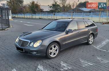 Універсал Mercedes-Benz E-Class 2007 в Чернівцях