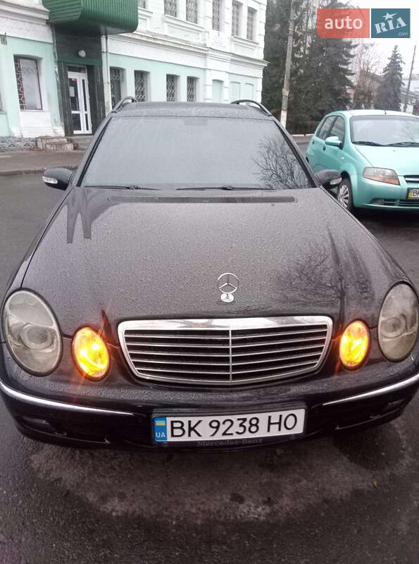 Mercedes-Benz E-Class 2003