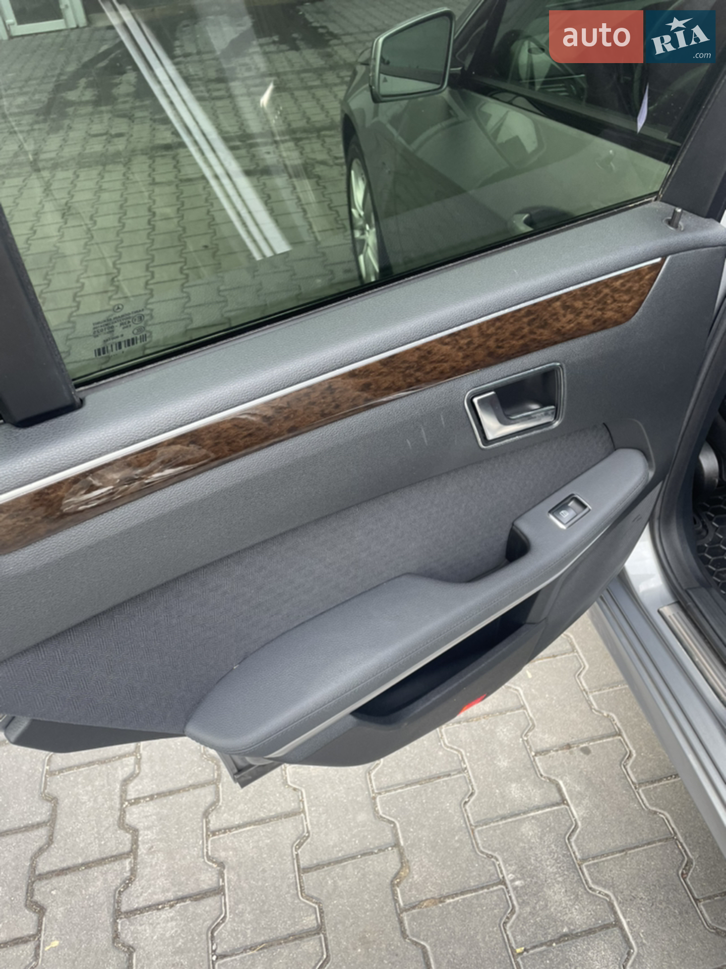 2011 Mercedes-Benz E-klasse - мініатюра 24