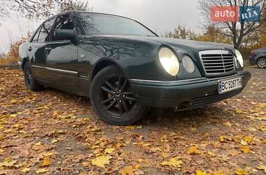 Седан Mercedes-Benz E-Class 1996 в Івано-Франківську