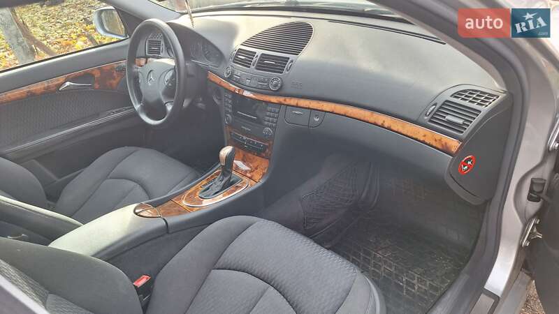 Седан Mercedes-Benz E-Class 2003 в Березанке фото 5 Седан Mercedes-Benz E-Class 2003 в Березанке