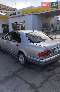 Седан Mercedes-Benz E-Class 1996 в Коломиї