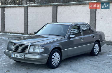 Седан Mercedes-Benz E-Class 1992 в Черновцах