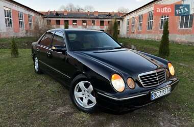 Седан Mercedes-Benz E-Class 2002 в Дрогобичі