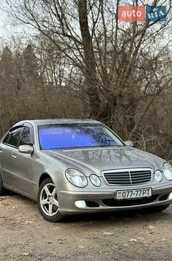 Седан Mercedes-Benz E-Class 2003 в Перечине