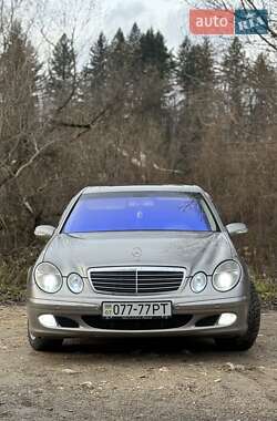 Седан Mercedes-Benz E-Class 2003 в Перечине