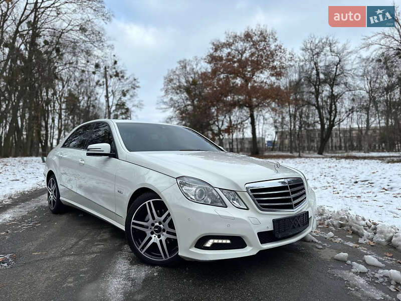 Седан Mercedes-Benz E-Class 2010 в Білій Церкві