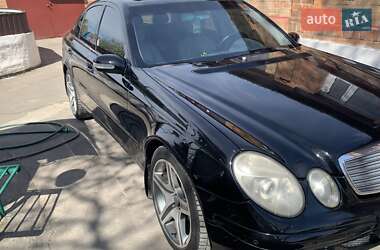 Седан Mercedes-Benz E-Class 2004 в Бердичеві