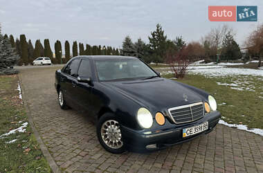 Седан Mercedes-Benz E-Class 2001 в Черновцах