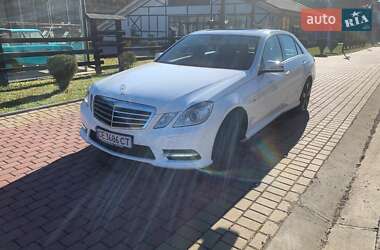 Седан Mercedes-Benz E-Class 2013 в Чернівцях