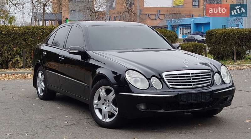 Седан Mercedes-Benz E-Class 2005 в Днепре