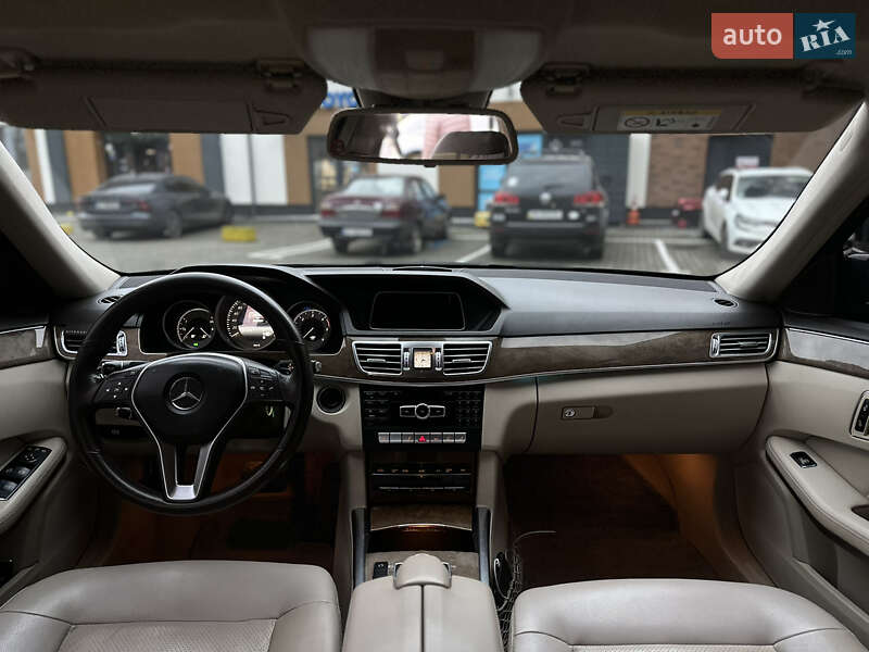 Седан Mercedes-Benz E-Class 2013 в Коломые