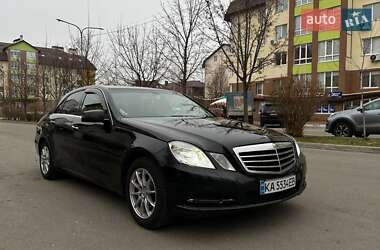 Седан Mercedes-Benz E-Class 2012 в Киеве