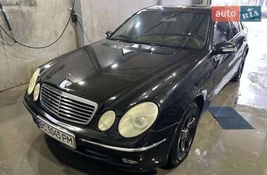 Седан Mercedes-Benz E-Class 2004 в Дублянах