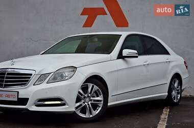 Седан Mercedes-Benz E-Class 2012 в 