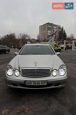 Седан Mercedes-Benz E-Class 2003 в Виннице