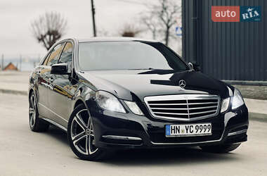 Седан Mercedes-Benz E-Class 2012 в Тернополі