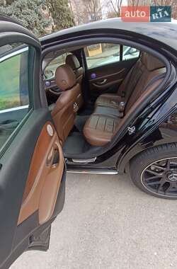Седан Mercedes-Benz E-Class 2018 в 