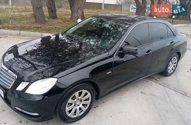 Седан Mercedes-Benz E-Class 2012 в Білгороді-Дністровському