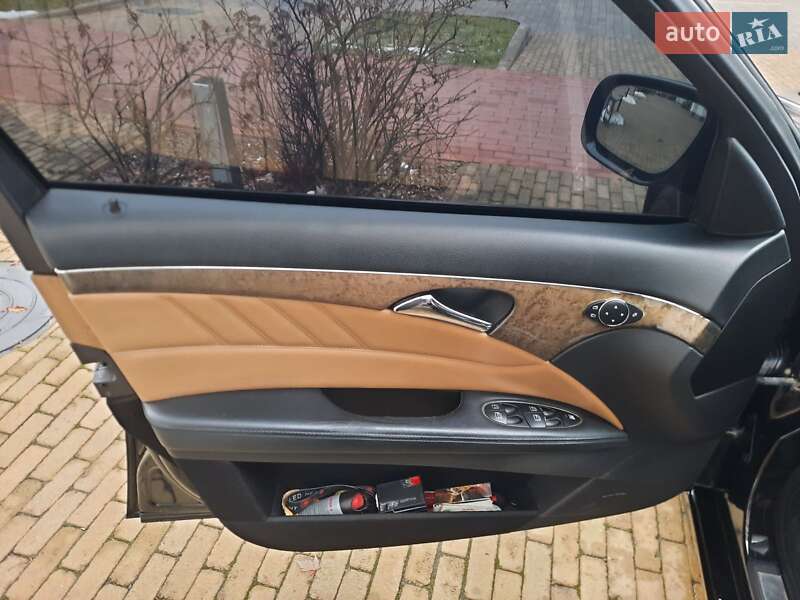 Универсал Mercedes-Benz E-Class 2009 в Киеве
