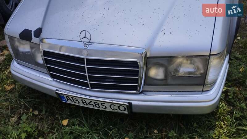 Mercedes-Benz E-Class 1991