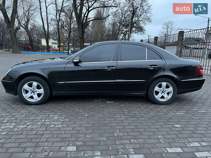 Седан Mercedes-Benz E-Class 2004 в Дніпрі фото 4 Седан Mercedes-Benz E-Class 2004 в Дніпрі
