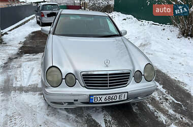 Седан Mercedes-Benz E-Class 2001 в Полонному