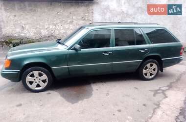 Универсал Mercedes-Benz E-Class 1995 в 