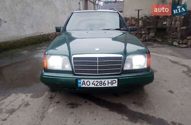 Универсал Mercedes-Benz E-Class 1995 в 