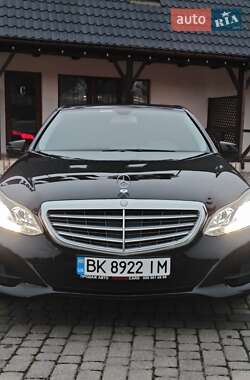 Седан Mercedes-Benz E-Class 2013 в Ровно